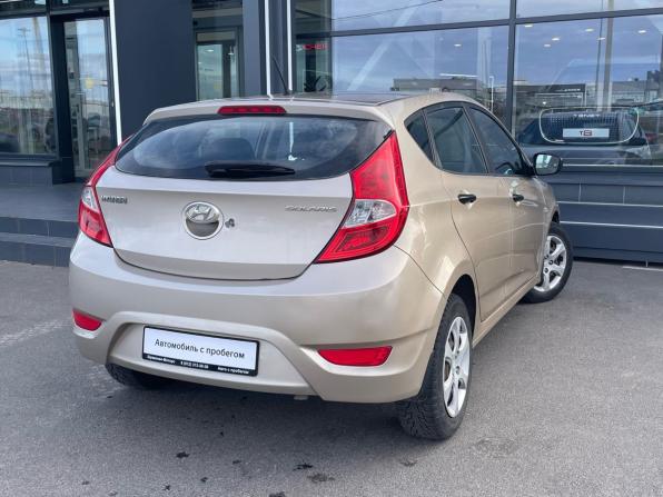 Hyundai Solaris I с пробегом 2011 года, цена 640 000 рублей, 115500 км, хэтчбек, Автокод Объявления