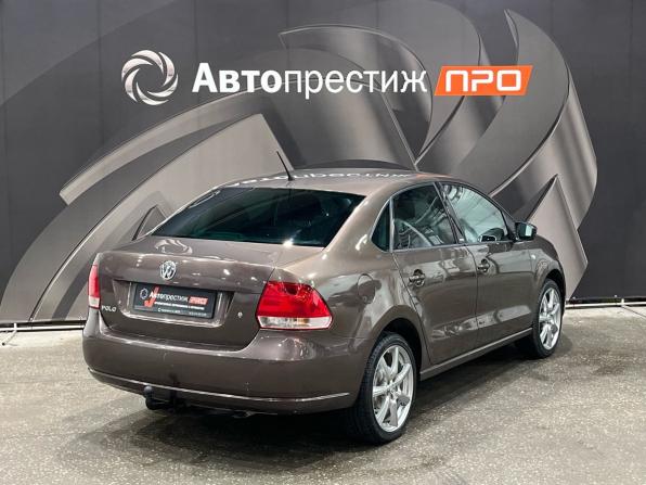 Volkswagen Polo V с пробегом 2014 года, цена 640 000 рублей, 211954 км, седан, Автокод Объявления