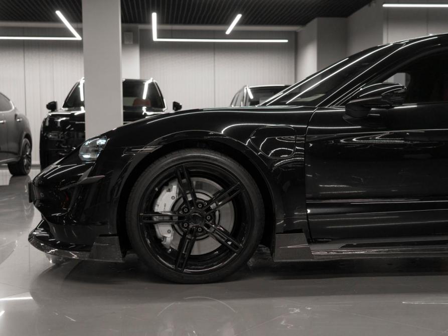 Porsche Taycan I Москва  - изображение 27