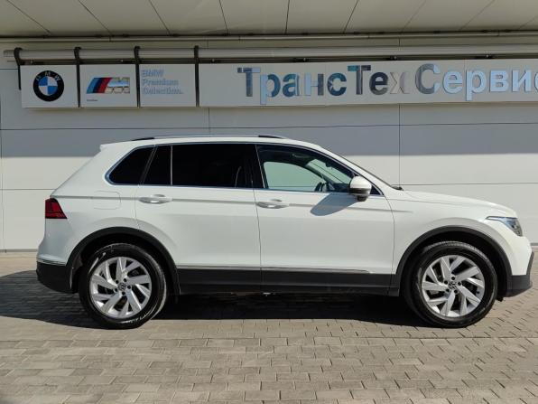 Volkswagen Tiguan II Рестайлинг с пробегом 2021 года, цена 3 525 000 рублей, 68428 км, внедорожник, Автокод Объявления