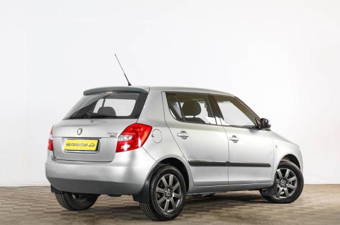 Skoda Fabia II с пробегом 2009 года, цена 649 000 рублей, 177769 км, хэтчбек, Автокод Объявления