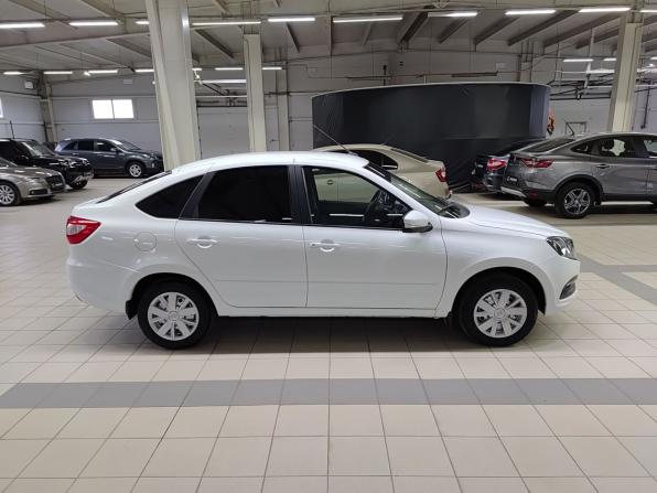 Lada (ВАЗ) Granta I Рестайлинг с пробегом 2022 года, цена 825 000 рублей, 29193 км, лифтбек, Автокод Объявления