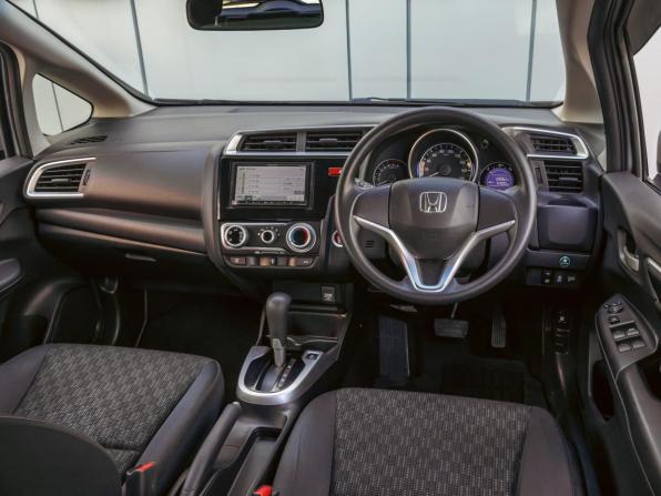 Honda Fit III с пробегом 2014 года, цена 947 000 рублей, 128362 км, хэтчбек, Автокод Объявления