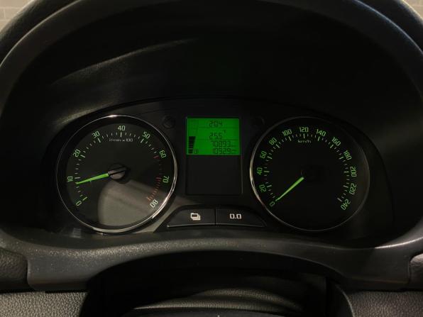 Skoda Fabia II Рестайлинг с пробегом 2013 года, цена 849 000 рублей, 70893 км, хэтчбек, Автокод Объявления