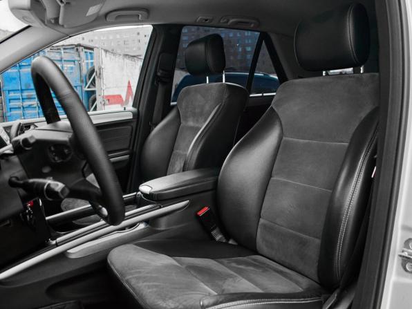 Mercedes-Benz M-Класс II (W164) Рестайлинг с пробегом 2010 года, цена 1 450 000 рублей, 274304 км, внедорожник, Автокод Объявления