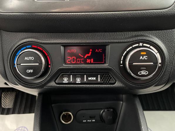 Kia Rio III с пробегом 2013 года, цена 810 000 рублей, 244654 км, хэтчбек, Автокод Объявления