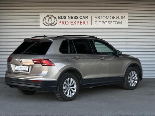 Volkswagen Tiguan II с пробегом 2020 года, цена 2 989 000 рублей, 24677 км, внедорожник, Автокод Объявления
