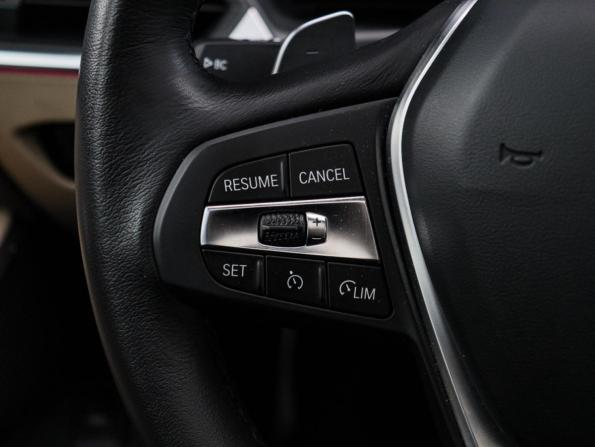 BMW 3 серии VII (G2x) Рестайлинг с пробегом 2023 года, цена 5 600 000 рублей, 41734 км, седан, Автокод Объявления