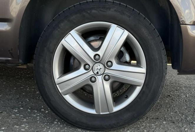 Volkswagen Caravelle T5 Рестайлинг с пробегом 2013 года, цена 1 550 000 рублей, 352420 км, минивэн, Автокод Объявления