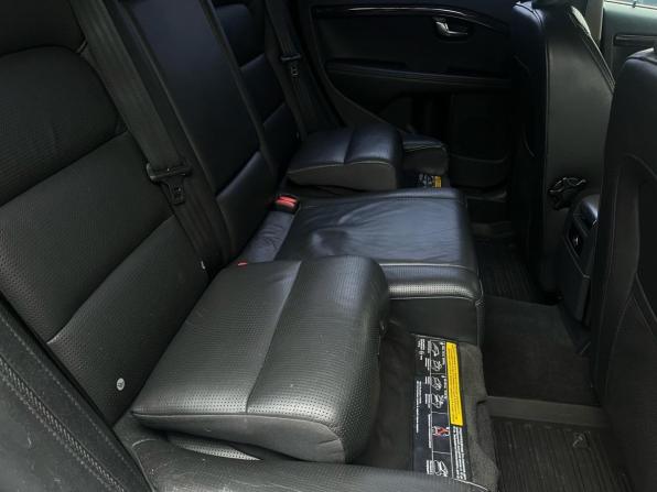 Volvo XC70 II Рестайлинг с пробегом 2013 года, цена 1 599 000 рублей, 169579 км, универсал, Автокод Объявления