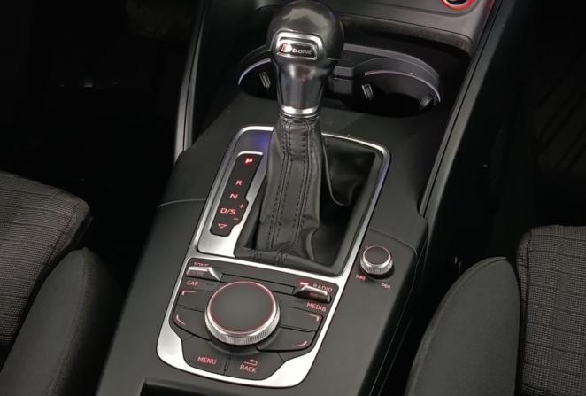 Audi A3 II (8P) Рестайлинг 2 с пробегом 2013 года, цена 1 325 000 рублей, 158358 км, хэтчбек, Автокод Объявления