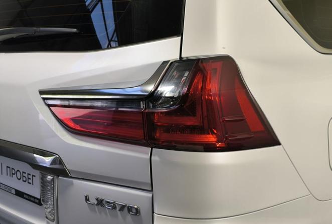 Lexus LX III Рестайлинг 2 с пробегом 2016 года, цена 7 300 000 рублей, 226387 км, внедорожник, Автокод Объявления
