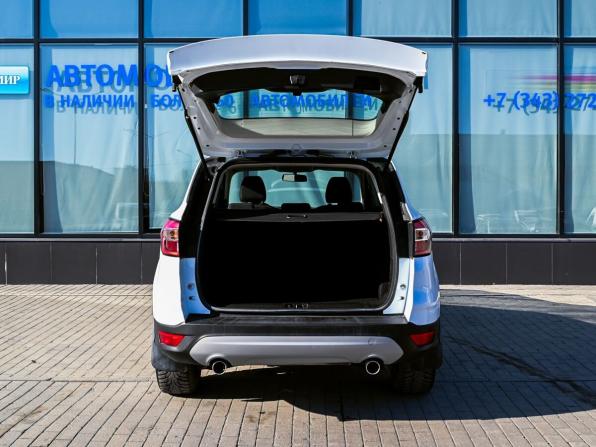 Ford Kuga II Рестайлинг с пробегом 2018 года, цена 1 299 000 рублей, 236227 км, внедорожник, Автокод Объявления