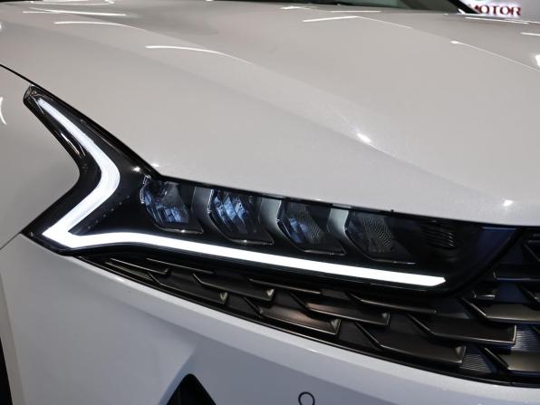 Kia K5 III с пробегом 2021 года, цена 2 680 000 рублей, 69918 км, седан, Автокод Объявления