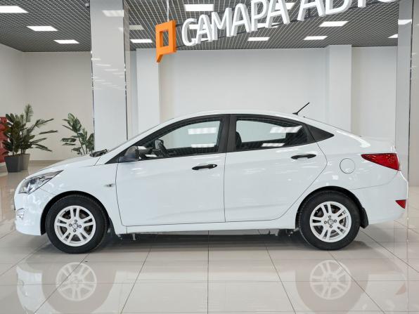 Hyundai Solaris I Рестайлинг с пробегом 2015 года, цена 907 000 рублей, 108742 км, седан, Автокод Объявления