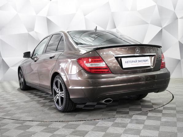 Mercedes-Benz C-Класс III (W204) Рестайлинг с пробегом 2013 года, цена 1 585 000 рублей, 190000 км, седан, Автокод Объявления
