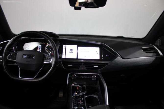 Geely Tugella I Рестайлинг с пробегом 2024 года, цена 2 849 000 рублей, 65100 км, внедорожник, Автокод Объявления