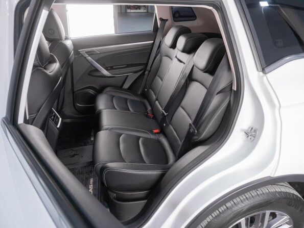 Geely Atlas Pro с пробегом 2022 года, цена 2 319 000 рублей, 61387 км, внедорожник, Автокод Объявления
