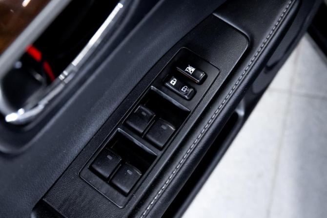 Lexus ES VI с пробегом 2013 года, цена 2 050 000 рублей, 255978 км, седан, Автокод Объявления