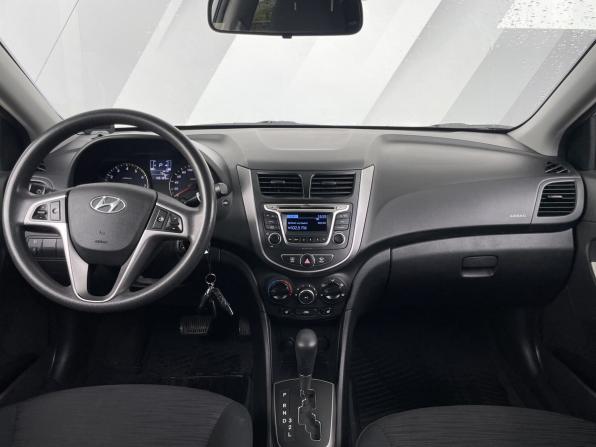 Hyundai Solaris I с пробегом 2014 года, цена 818 000 рублей, 106189 км, седан, Автокод Объявления