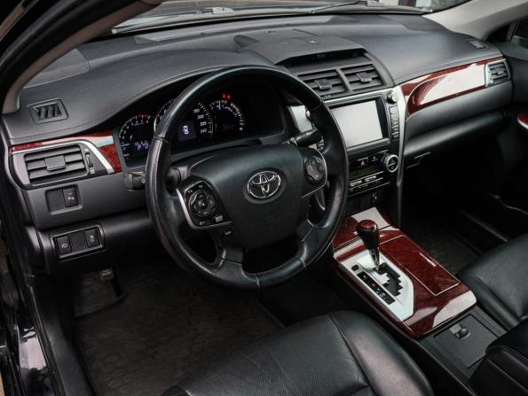 Toyota Camry VII (XV50) с пробегом 2013 года, цена 1 830 000 рублей, 93416 км, седан, Автокод Объявления