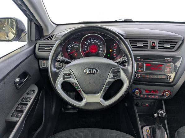 Kia Rio III Рестайлинг с пробегом 2017 года, цена 1 250 000 рублей, 93900 км, хэтчбек, Автокод Объявления