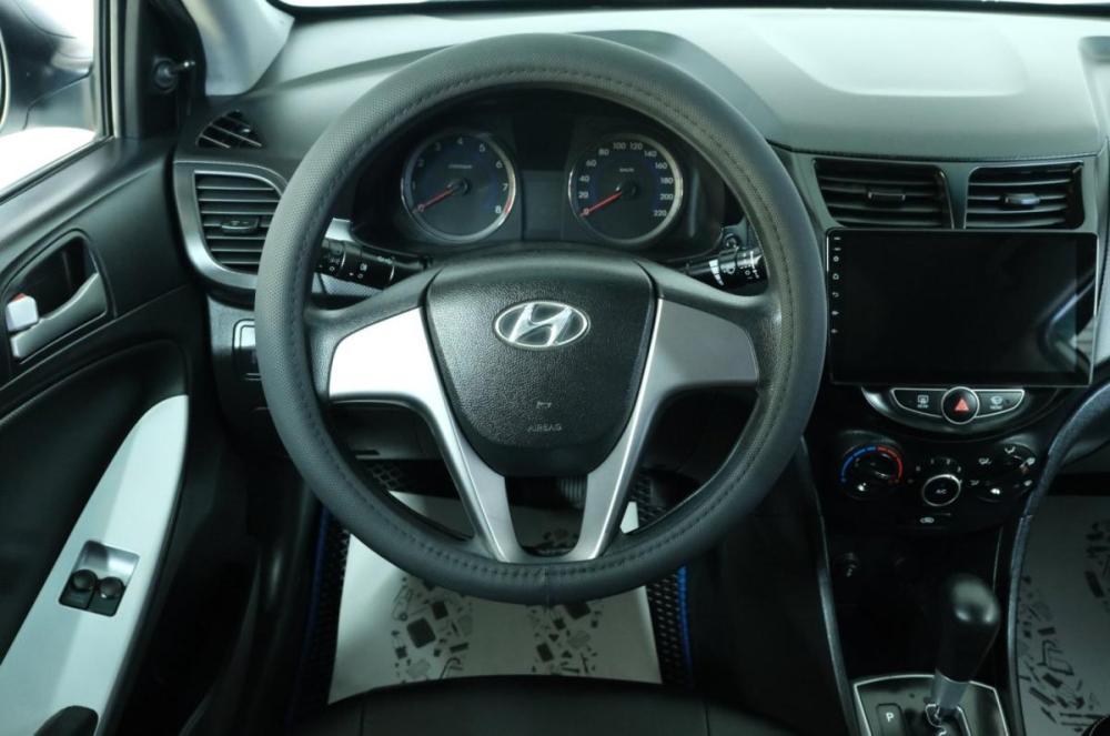 Hyundai Solaris I Омск  - изображение 12