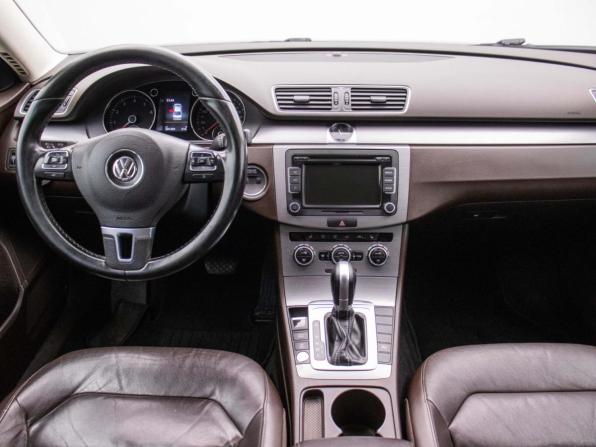 Volkswagen Passat B7 с пробегом 2014 года, цена 1 045 000 рублей, 201302 км, седан, Автокод Объявления