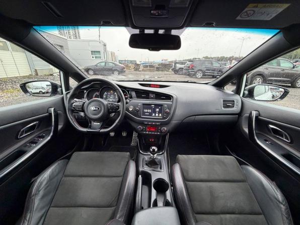 Kia Ceed GT I Рестайлинг с пробегом 2017 года, цена 1 490 000 рублей, 136148 км, хэтчбек, Автокод Объявления