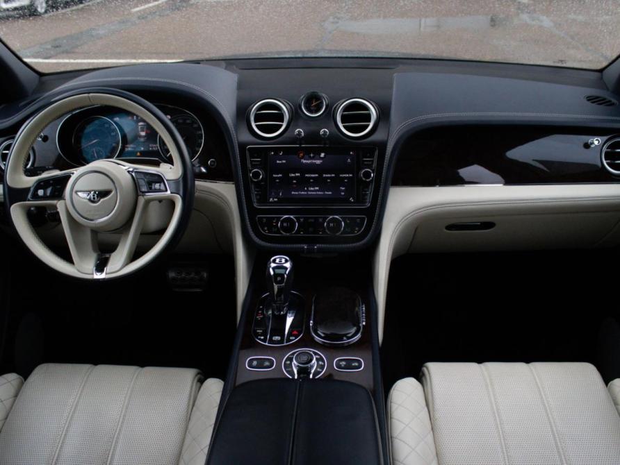 Bentley Bentayga I Москва  - изображение 12