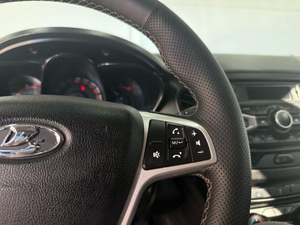 Lada (ВАЗ) Vesta I с пробегом 2021 года, цена 989 000 рублей, 87335 км, седан, Автокод Объявления