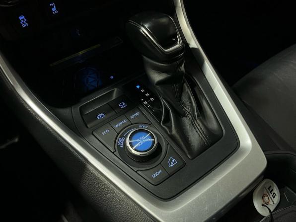 Toyota RAV4 V (XA50) с пробегом 2021 года, цена 3 480 000 рублей, 82810 км, внедорожник, Автокод Объявления