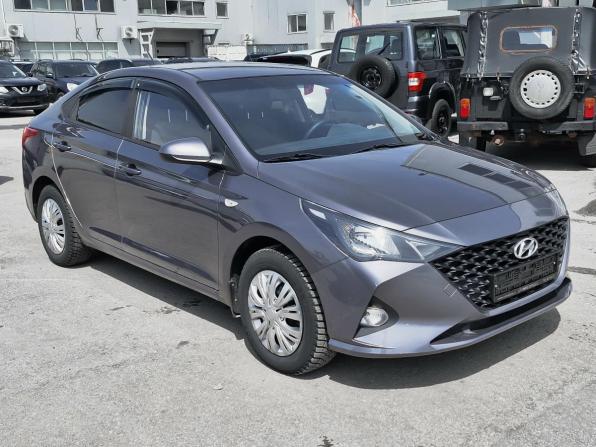 Hyundai Solaris II Рестайлинг с пробегом 2021 года, цена 1 579 000 рублей, 118456 км, седан, Автокод Объявления