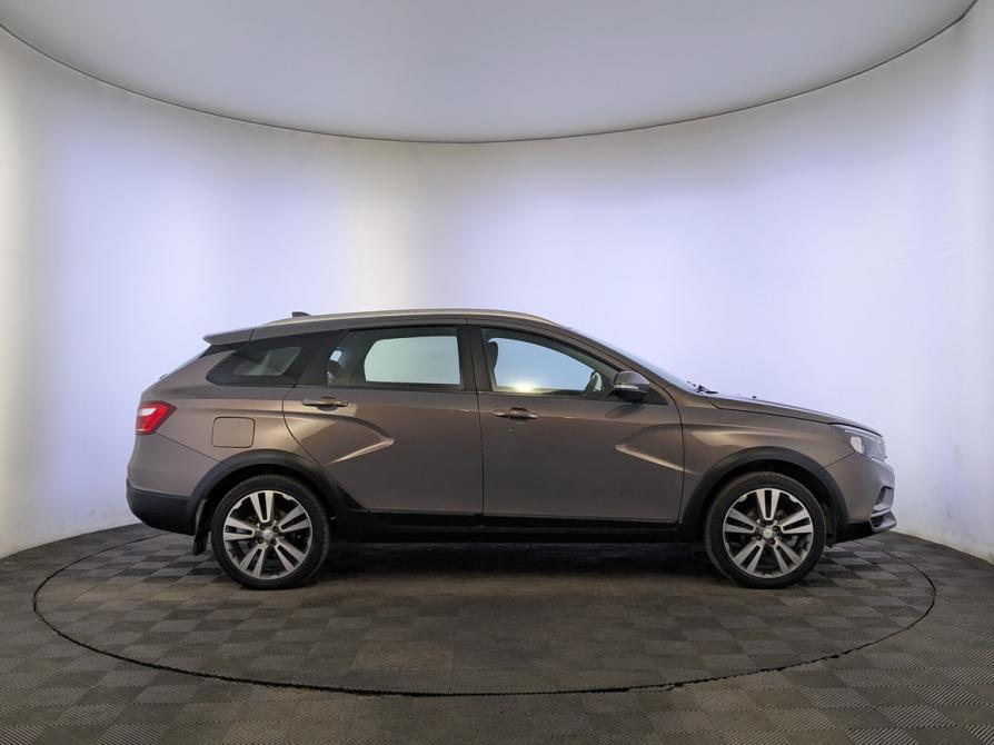 Lada (ВАЗ) Vesta I Москва  - изображение 4