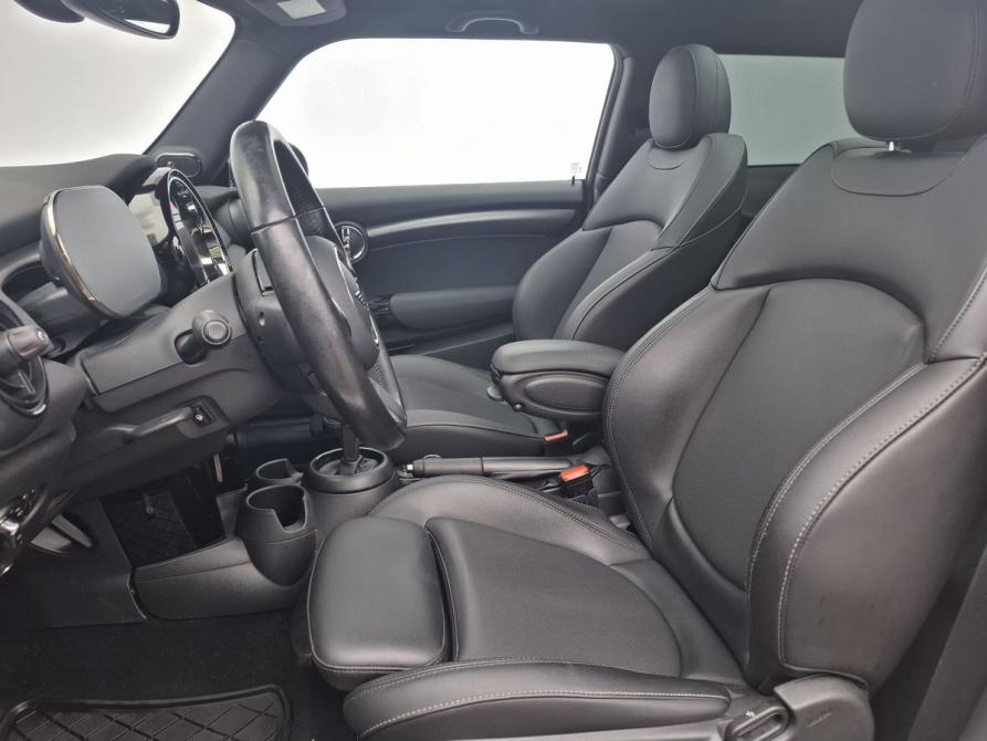 Mini Hatch III (F55/F56) Рестайлинг 2 Москва  - изображение 10