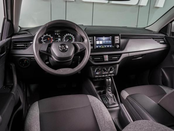 Skoda Rapid II с пробегом 2021 года, цена 1 359 000 рублей, 112588 км, лифтбек, Автокод Объявления