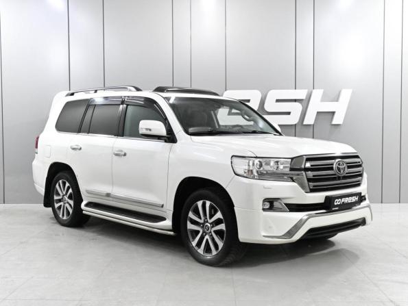 Toyota Land Cruiser 200 Series Рестайлинг 2 с пробегом 2016 года, цена 5 875 000 рублей, 156311 км, внедорожник, Автокод Объявления