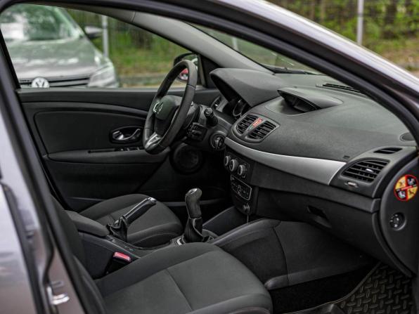 Renault Megane III с пробегом 2011 года, цена 690 000 рублей, 165833 км, хэтчбек, Автокод Объявления