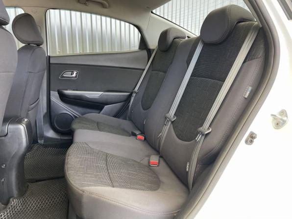 Kia Rio III Рестайлинг с пробегом 2015 года, цена 1 007 000 рублей, 172267 км, седан, Автокод Объявления