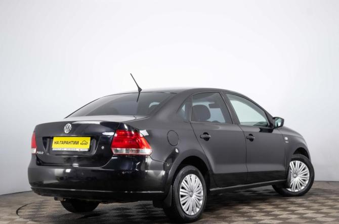 Volkswagen Polo V с пробегом 2013 года, цена 829 000 рублей, 212456 км, седан, Автокод Объявления