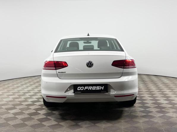 Volkswagen Passat B8 с пробегом 2019 года, цена 1 915 100 рублей, 145318 км, седан, Автокод Объявления