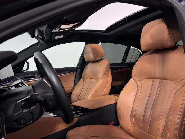 BMW 5 серии VII (G30/G31/G38) Рестайлинг с пробегом 2022 года, цена 4 999 000 рублей, 51744 км, седан, Автокод Объявления