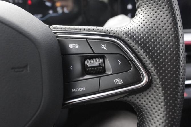 Geely Coolray I Рестайлинг с пробегом 2024 года, цена 2 170 000 рублей, 36179 км, внедорожник, Автокод Объявления