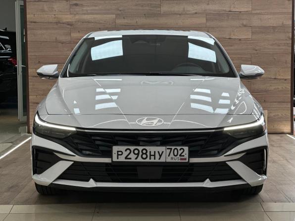Hyundai Elantra VII (CN7) Рестайлинг с пробегом 2023 года, цена 2 050 000 рублей, 25563 км, седан, Автокод Объявления