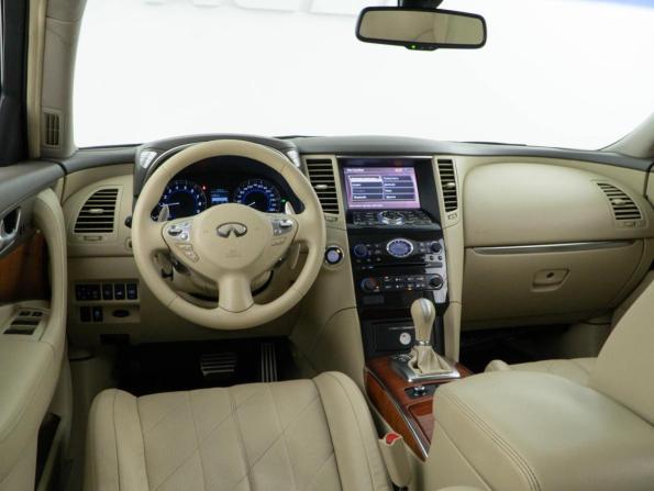 Infiniti QX70 с пробегом 2015 года, цена 2 549 999 рублей, 133327 км, внедорожник, Автокод Объявления