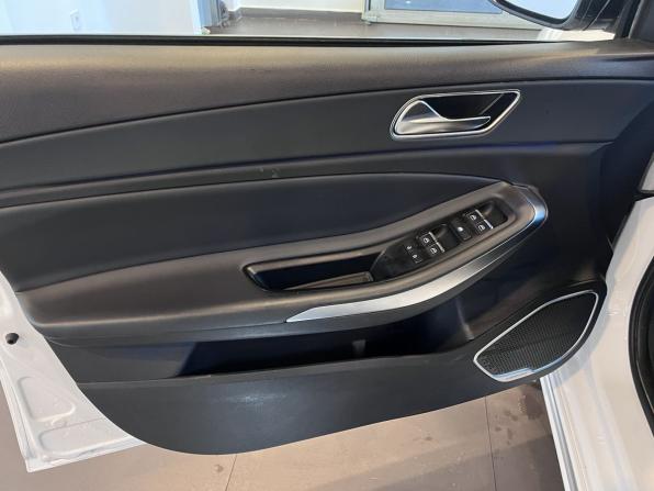 Omoda S5 с пробегом 2023 года, цена 1 399 000 рублей, 39127 км, седан, Автокод Объявления