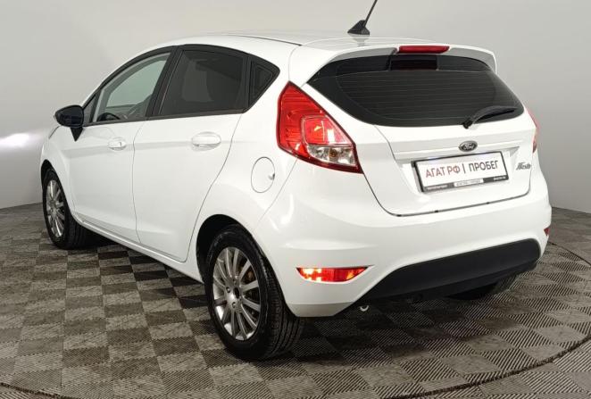 Ford Fiesta Mk6 Рестайлинг с пробегом 2016 года, цена 720 000 рублей, 222000 км, хэтчбек, Автокод Объявления