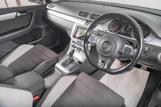 Volkswagen Passat B7 с пробегом 2014 года, цена 1 239 000 рублей, 83000 км, универсал, Автокод Объявления