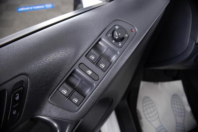 Volkswagen Tiguan I Рестайлинг с пробегом 2015 года, цена 1 749 000 рублей, 134265 км, внедорожник, Автокод Объявления
