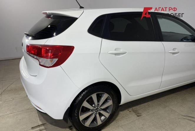 Kia Rio III Рестайлинг с пробегом 2016 года, цена 1 100 000 рублей, 113630 км, хэтчбек, Автокод Объявления
